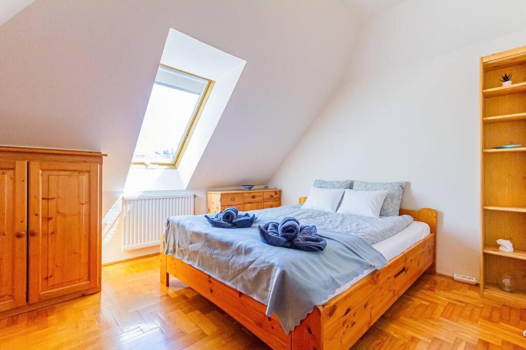 Roomy Apartment 80Sqm At City Center Free Parking Space, Ac & Balcony Budapest Exterior photo
